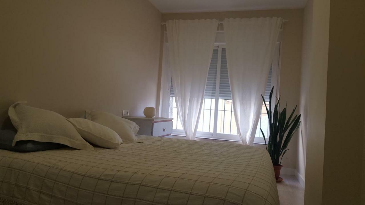 Apartament Apartment Malaga Ngoại thất bức ảnh
